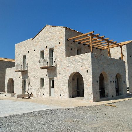 Terra Di Pietra Exclusive Suites & Apartments Areopoli Buitenkant foto