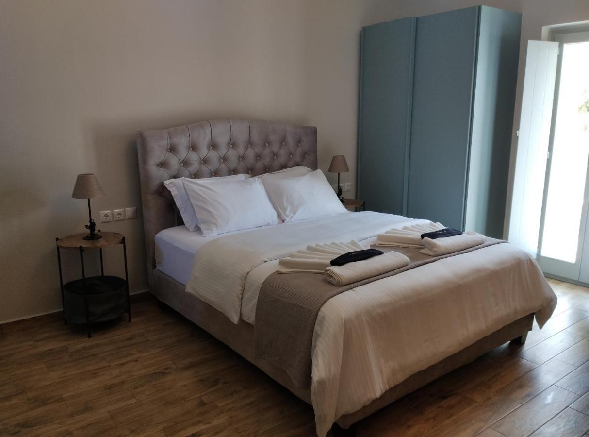 Terra Di Pietra Exclusive Suites & Apartments Areopoli Buitenkant foto
