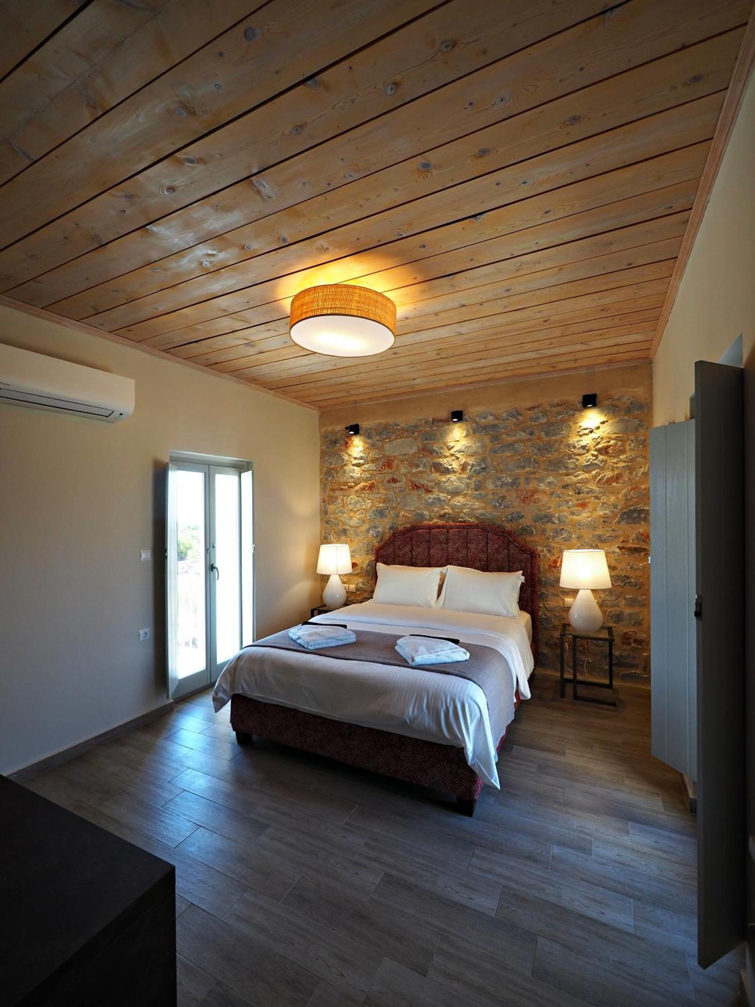 Terra Di Pietra Exclusive Suites & Apartments Areopoli Buitenkant foto