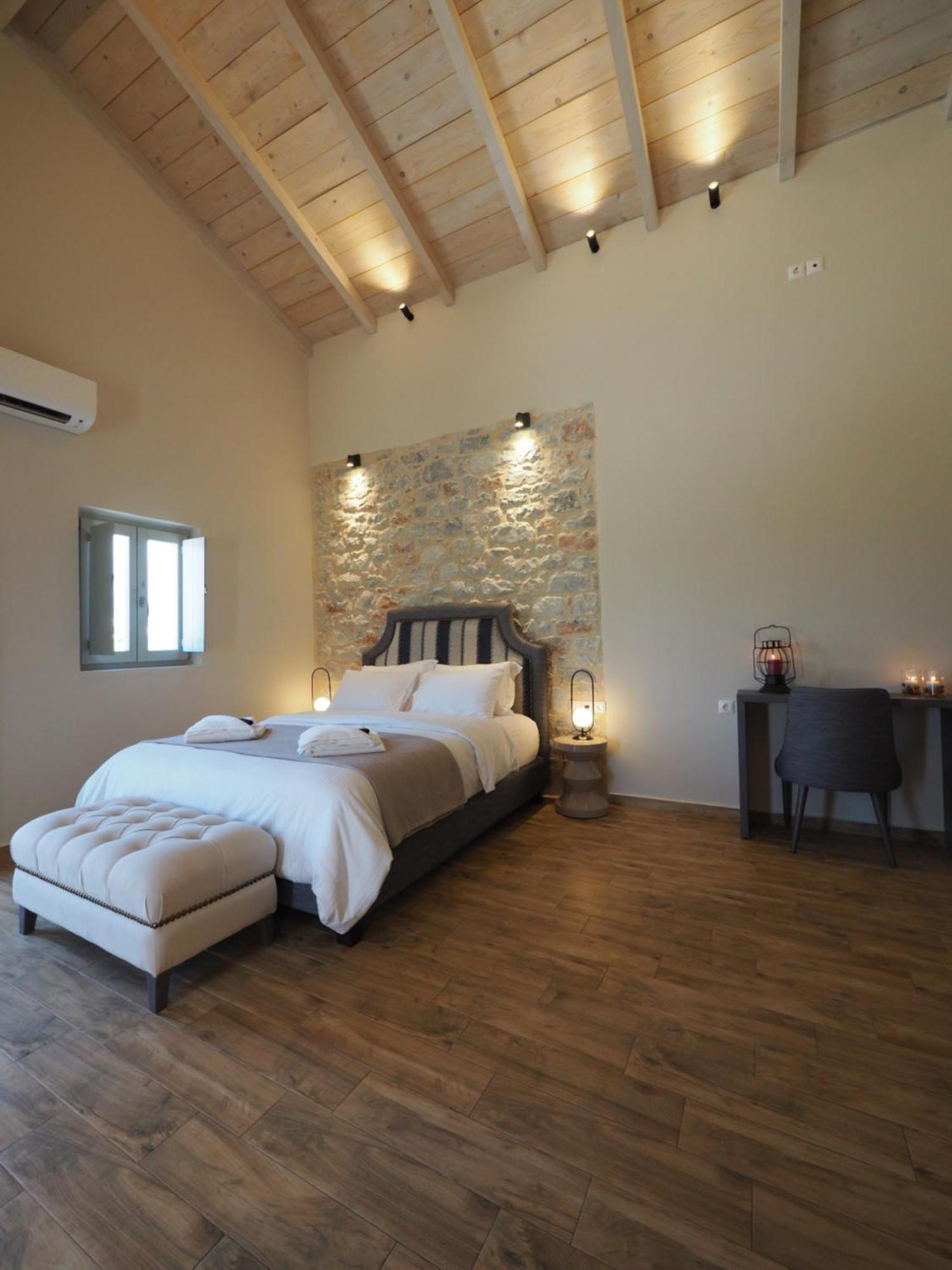 Terra Di Pietra Exclusive Suites & Apartments Areopoli Buitenkant foto