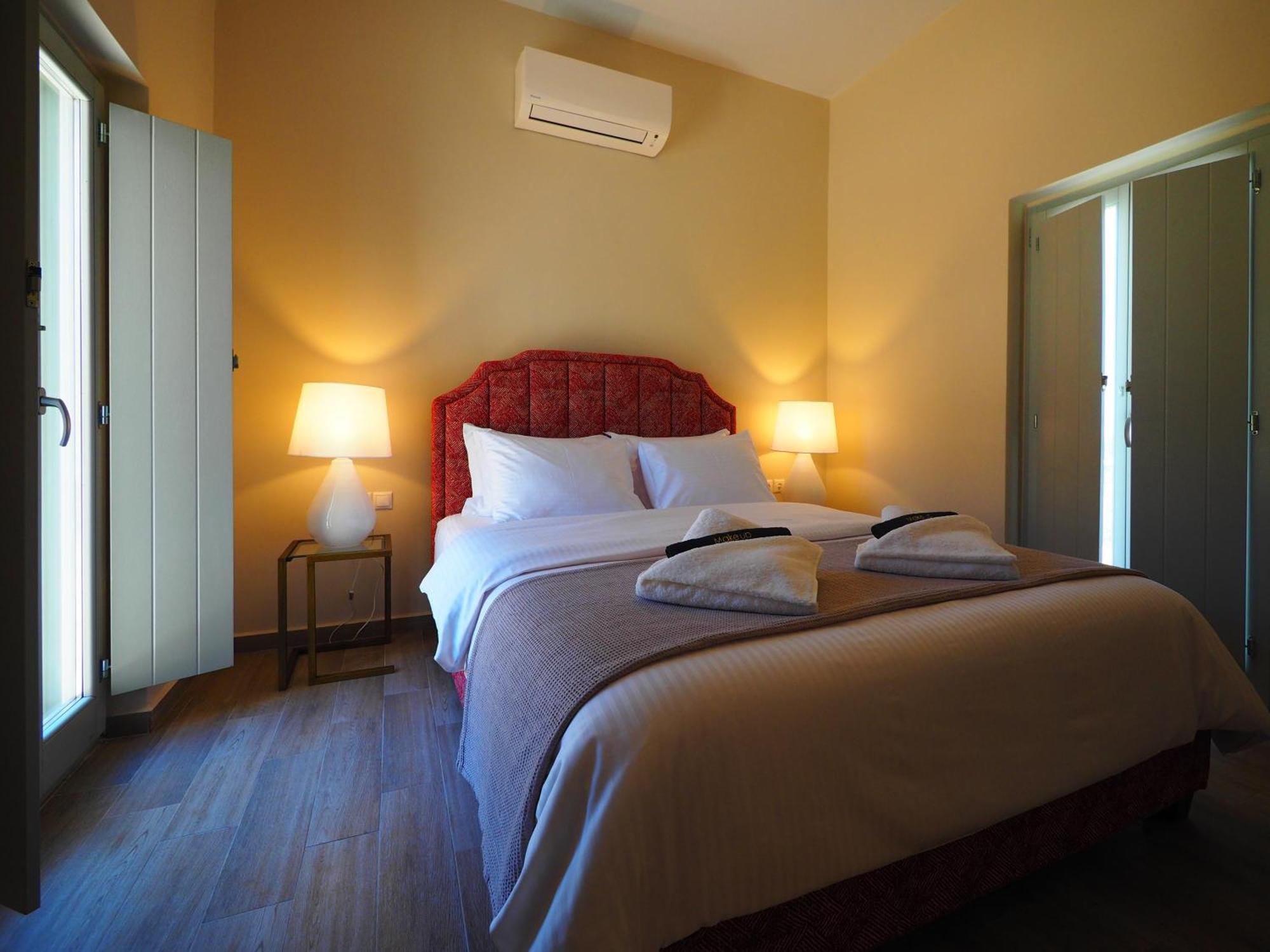 Terra Di Pietra Exclusive Suites & Apartments Areopoli Buitenkant foto