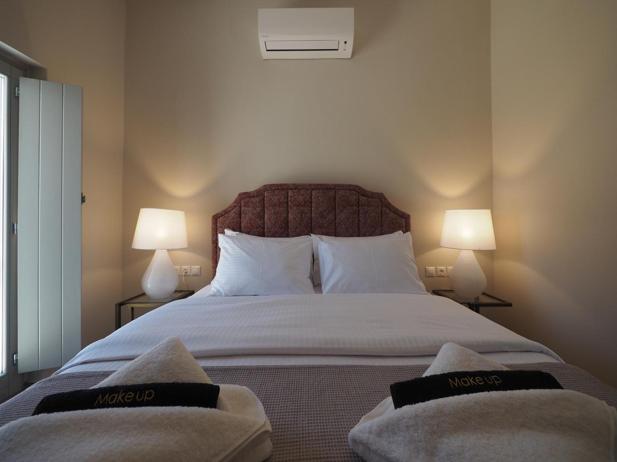 Terra Di Pietra Exclusive Suites & Apartments Areopoli Buitenkant foto